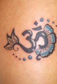 腰部彩色印度符号纹身图案