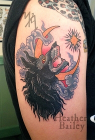 肩部old school彩色狼与月亮纹身