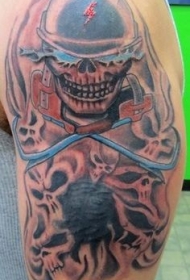 大臂漂亮的彩色恐怖恶魔纹身图案