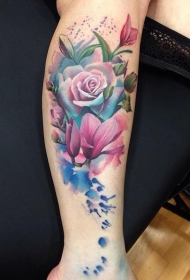 小腿经典的彩色美丽花朵纹身图案
