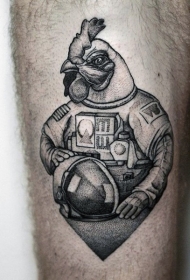 幻想风格公鸡宇航员纹身图案
