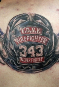 背部手和纪念性标志纹身图案