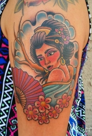 手臂漂亮的彩色花朵和扇子女人纹身图案