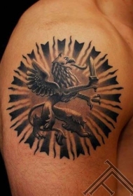 大臂格里芬神兽石像纹身图案缩略频道推荐图