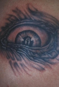 背部可怕的兽兽眼球纹身图案