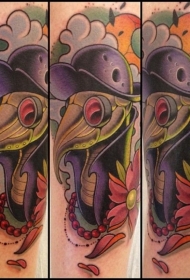 美丽的彩色鸟与帽子和花朵纹身图案