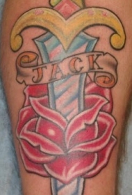 玫瑰和匕首字母纹身图案