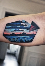 大臂内侧彩色几何风景纹身图案