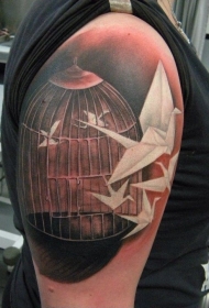 大臂白色折纸鸟飞出笼子纹身图案