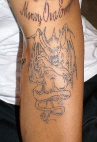 可怕黑色线条怪物纹身图案