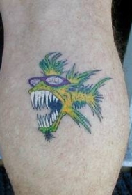 腿部彩色暴力牙齿黄的鱼纹身