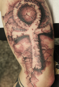 腿部棕色石雕风格彩色大埃及纹身