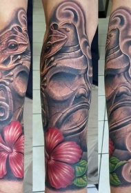 手臂彩色石雕风格的古代雕像纹身
