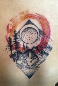 背部简单的点刺彩色森林几何纹身图案