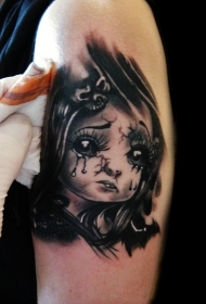 全新风格彩色风格黑灰娃娃哭纹身图案