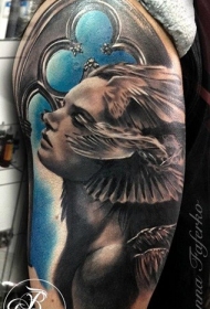 大腿漂亮颜色的神秘女人肖像纹身图案