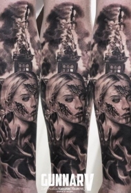 小臂恐怖风格黑色僵尸妇女和燃烧教堂纹身图案