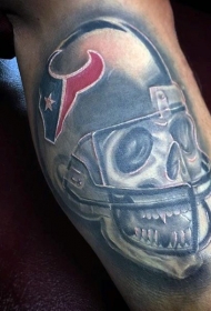 手臂彩色体育运动员骷髅头纹身图案