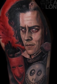 肩部彩色肖像风格与面具纹身图片