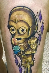 大腿有趣的卡通金色士兵和纸杯蛋糕纹身图案