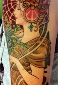 大型式彩色肩部妇女纹身图案