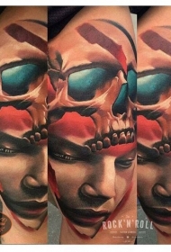 腿部New School彩色颅骨人脸纹身图案