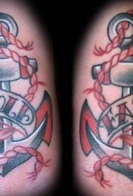 肩部彩色英文船锚纹身图案