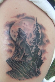 腿部棕色保鲁夫狼在月球上咆哮纹身