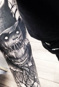 手臂黑色线条风格邪恶稻草人纹身图案