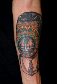 令人毛骨悚然的神秘肖像彩色手臂纹身图案