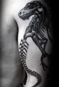 大臂黑色经典的恐龙骨架纹身图案