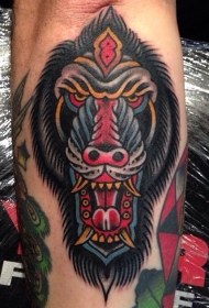 小臂多彩的狒狒头纹身图案