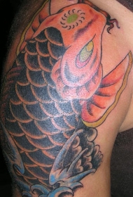 三眼鲤鱼半身纹身图案