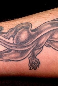 腿部咆哮的黑豹纹身图案