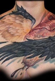 独特的五彩逼真写真翅膀纹身图案