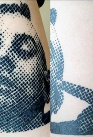 点画风格的黑色人脸纹身图案