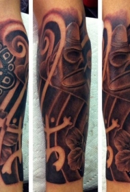 小臂黑灰风格古代符号和雕像花朵纹身图案