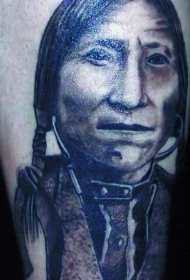 腿部印度酋长肖像纹身图案