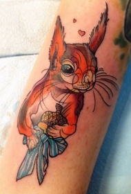 手臂彩色新学校风格松鼠纹身图案