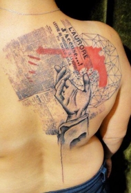 背部新传统风格彩的几何与手字母纹身图案