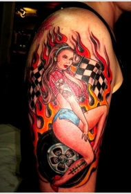 不寻常彩绘诱人赛车女子纹身图案