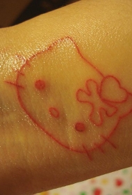 凯蒂猫粉红轮廓纹身图案