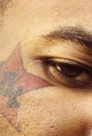 脸部五角星彩绘纹身图案