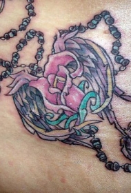 肩部彩色花朵与翅膀纹身图案