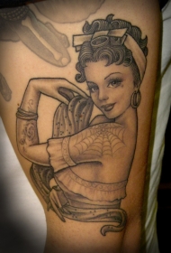 手臂可爱的黑灰色的封面女郎纹身图案