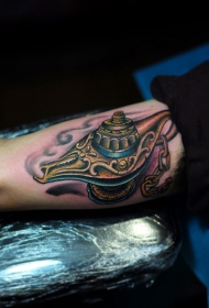 手臂个性十足的卡通彩绘阿拉丁神灯纹身图案