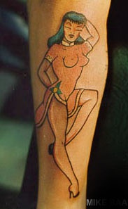 小臂经典的性感亚洲女孩纹身图案