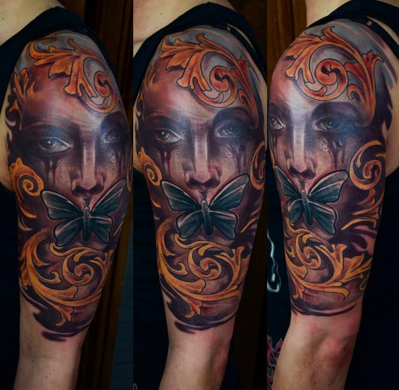 彩色肩膀的蝴蝶与哭泣的女人纹身图案