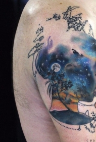 大臂超现实主义风格女人轮廓星空彩绘纹身图案