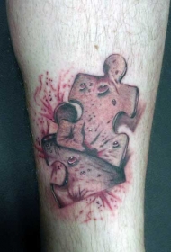 腿部有趣的彩色血腥拼图纹身图片